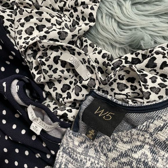 Lot of 2 |W5|GreenEnvelope|Dalia tops - Picture 4 of 4